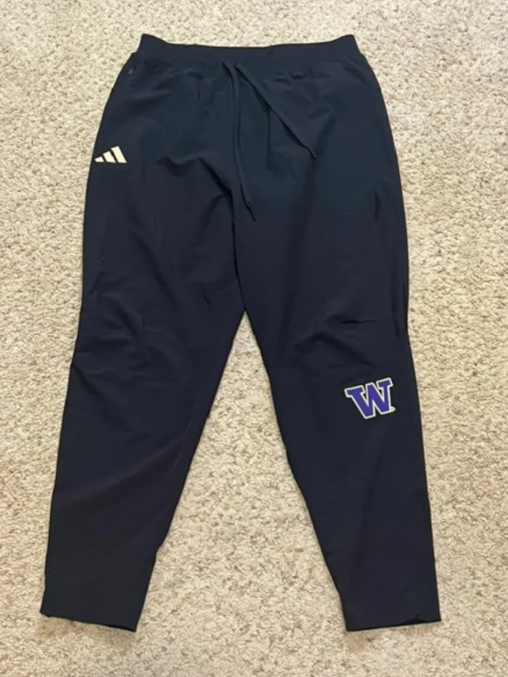 Washington Huskies Adidas Black Team Issue Travel Jogger Pants Size Large L EUC